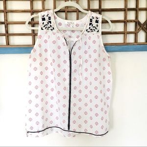 2/$20 🎈Cotton cream colored boho tank top with navy blue & gold embroidery, med